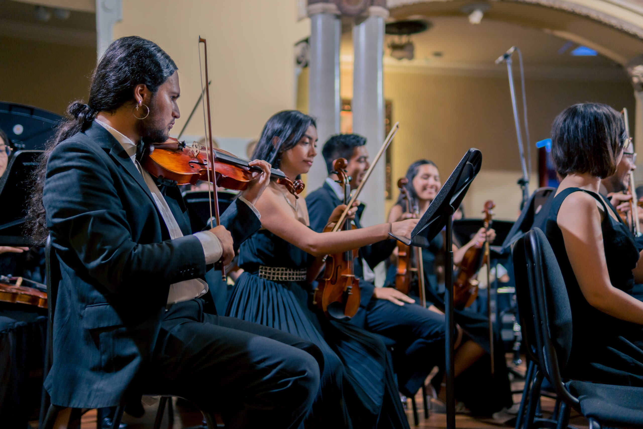 Violín Orquesta Sinfónica Conservatorio del Tolima